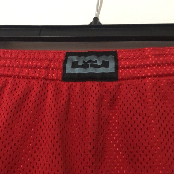 Nike boys red mesh Dri-Fit shorts.  Red with orange lining, comfortable and cool - Picture 5 of 9